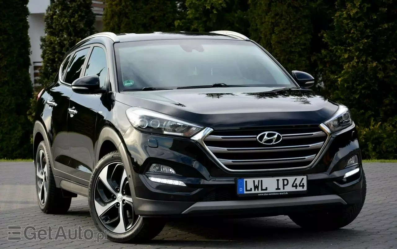 HYUNDAI Tucson 