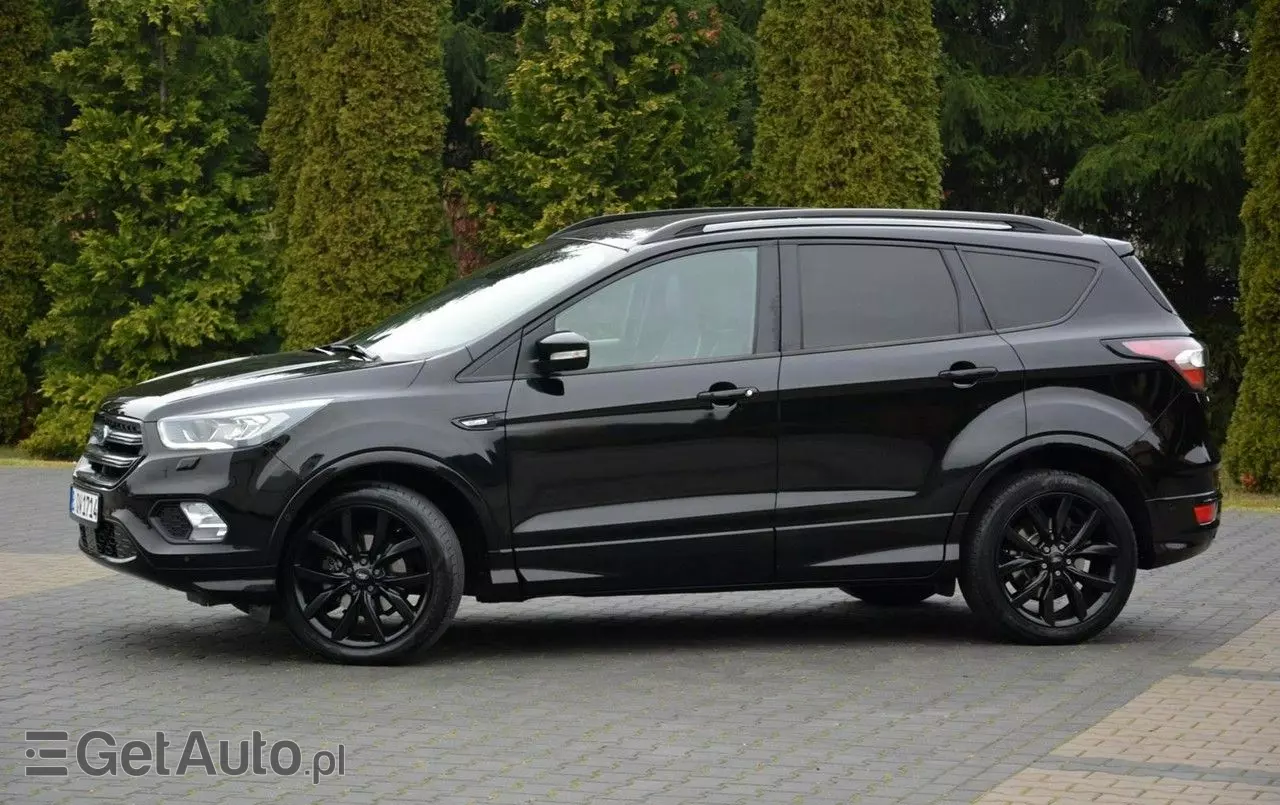 FORD Kuga ST-Line