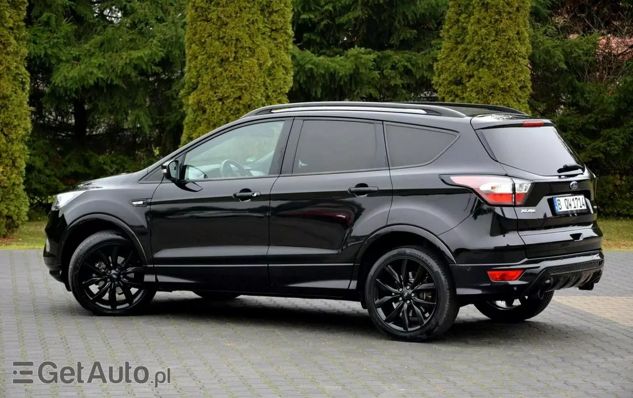 FORD Kuga ST-Line