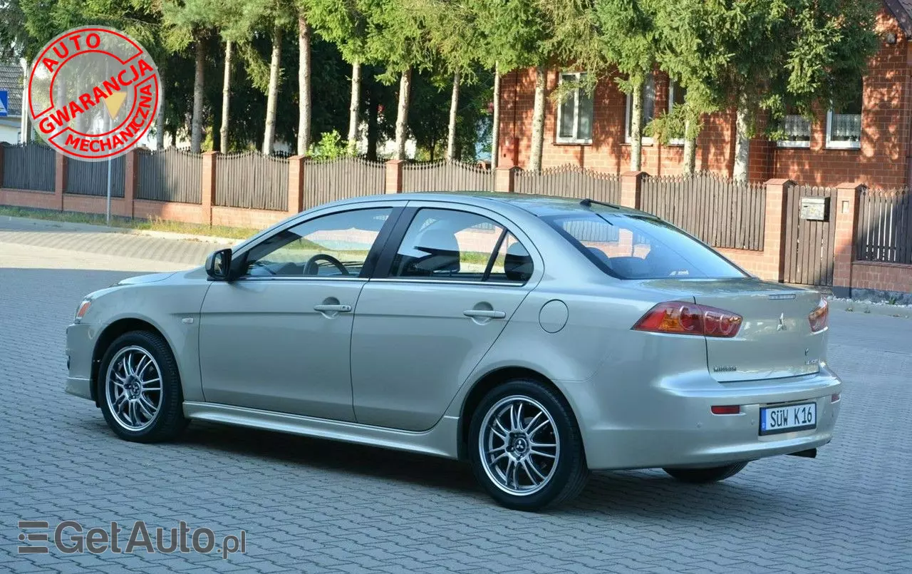 MITSUBISHI Lancer 