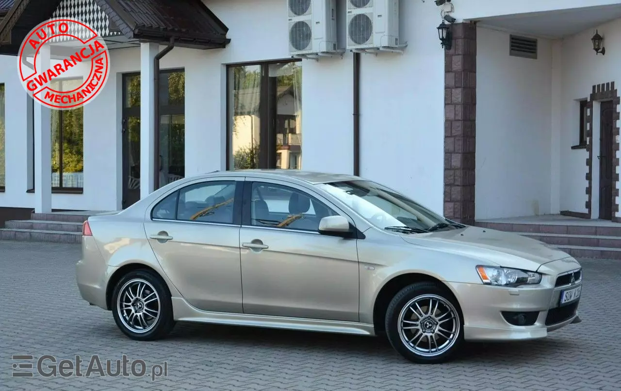 MITSUBISHI Lancer 