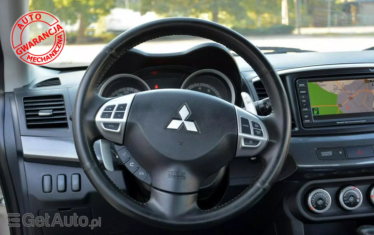 MITSUBISHI Lancer 