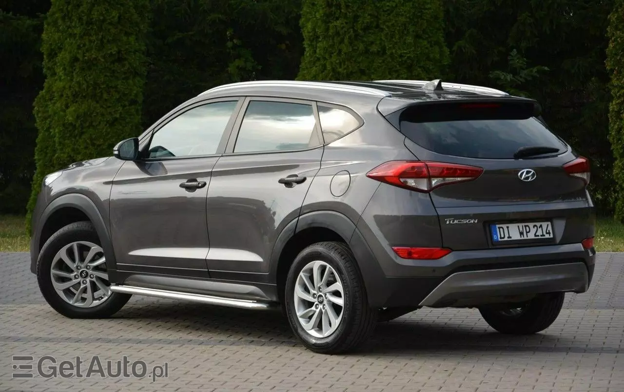 HYUNDAI Tucson 