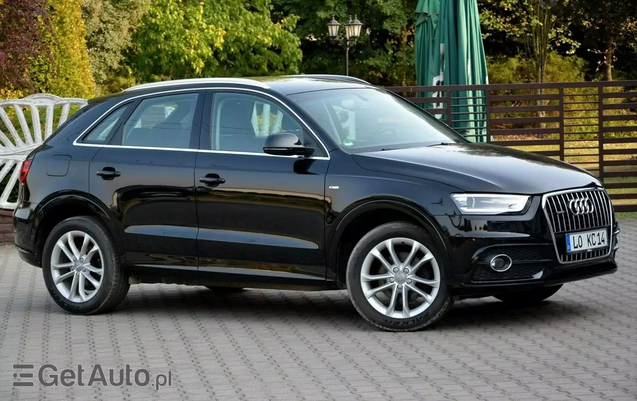 AUDI Q3 S tronic