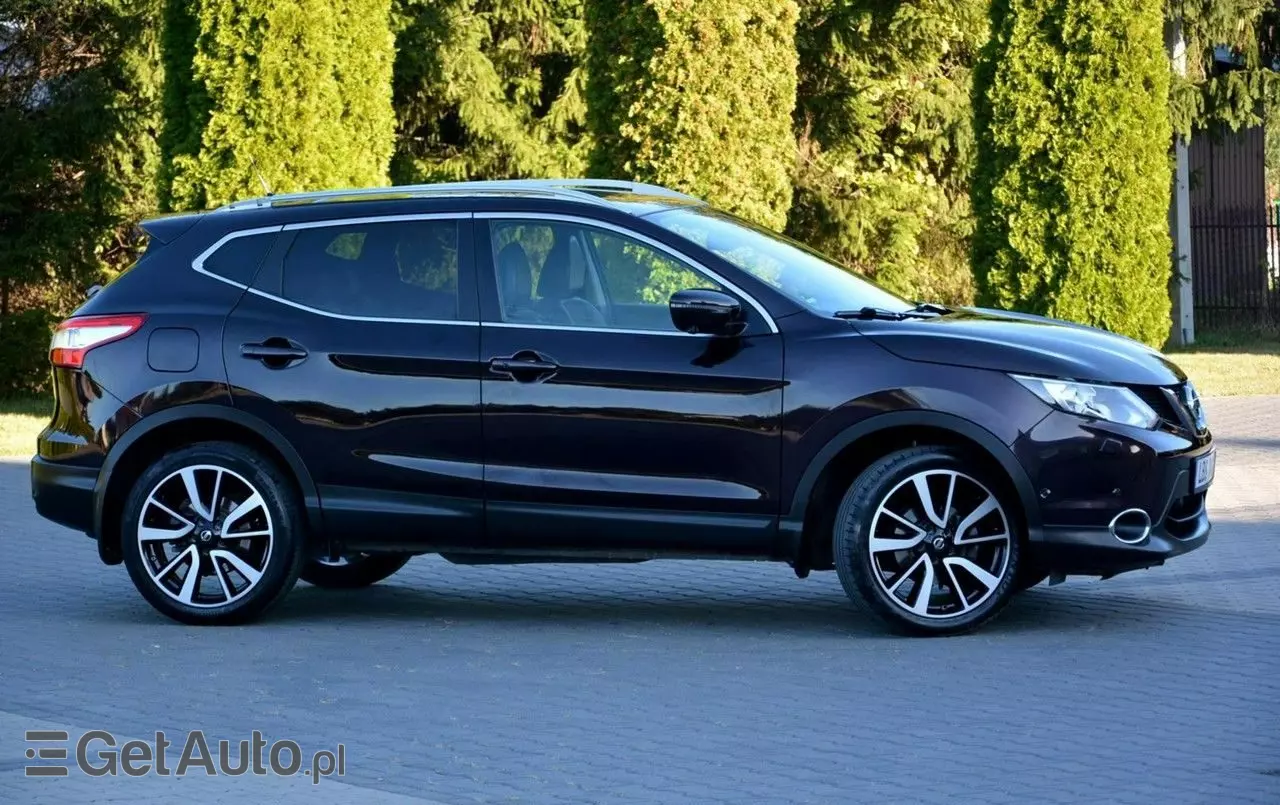 NISSAN Qashqai Tekna