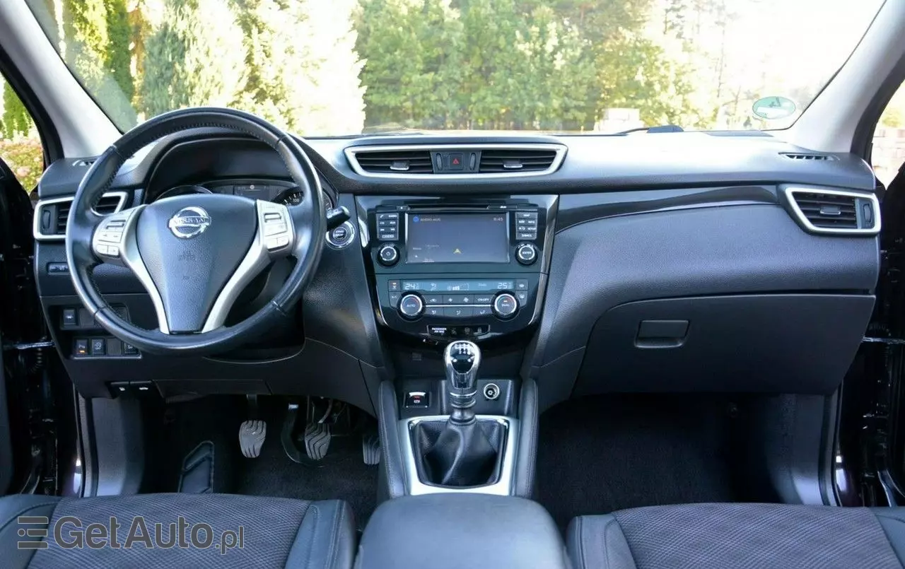 NISSAN Qashqai Tekna