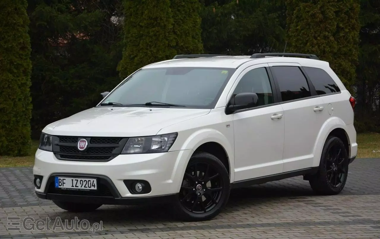 FIAT Freemont Black Code AWD Aut.