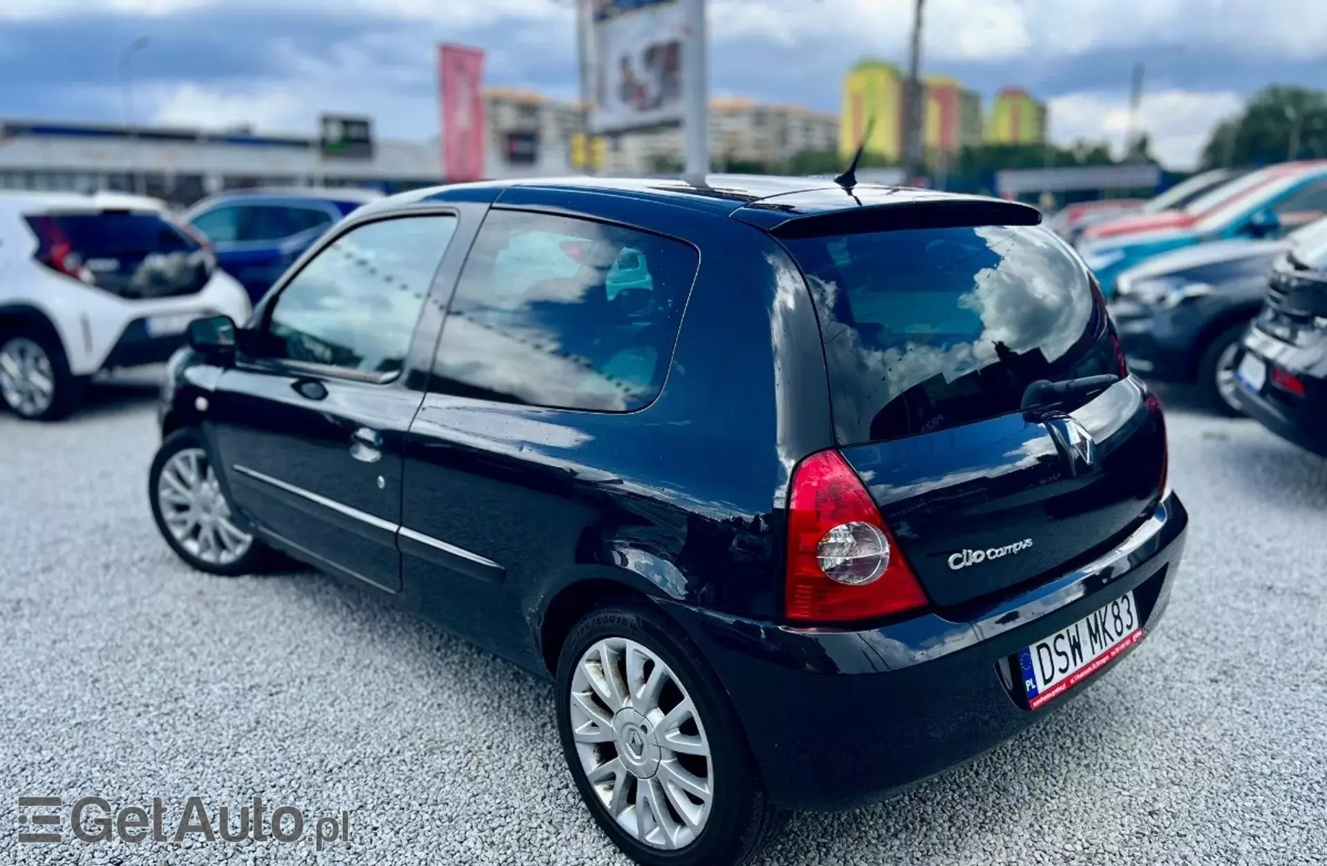 RENAULT Clio 