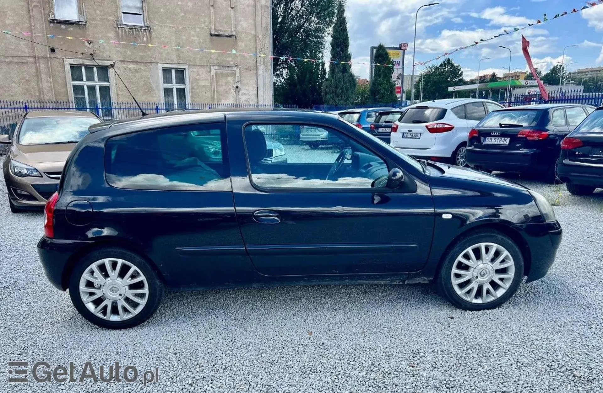 RENAULT Clio 