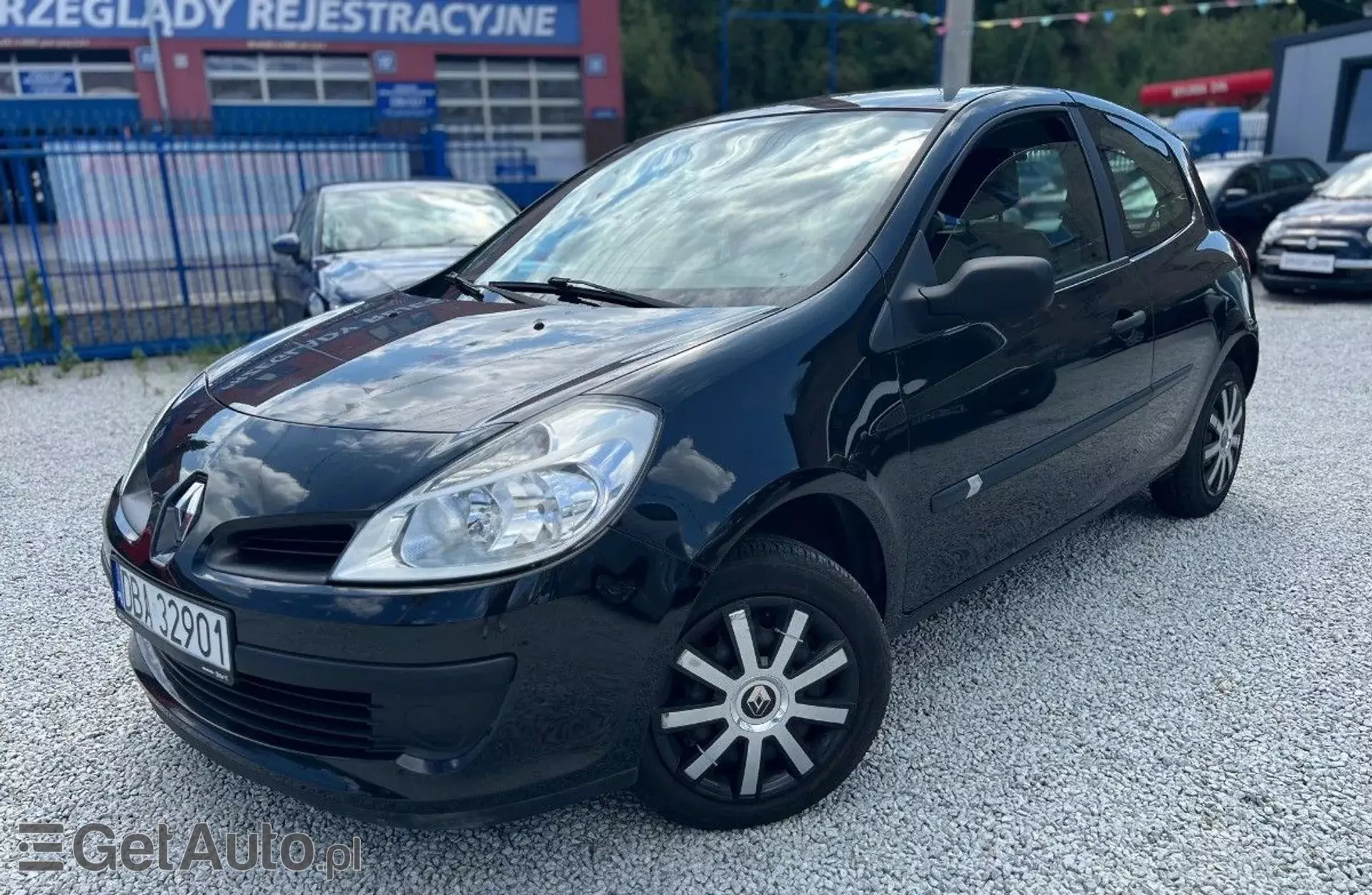 RENAULT Clio 