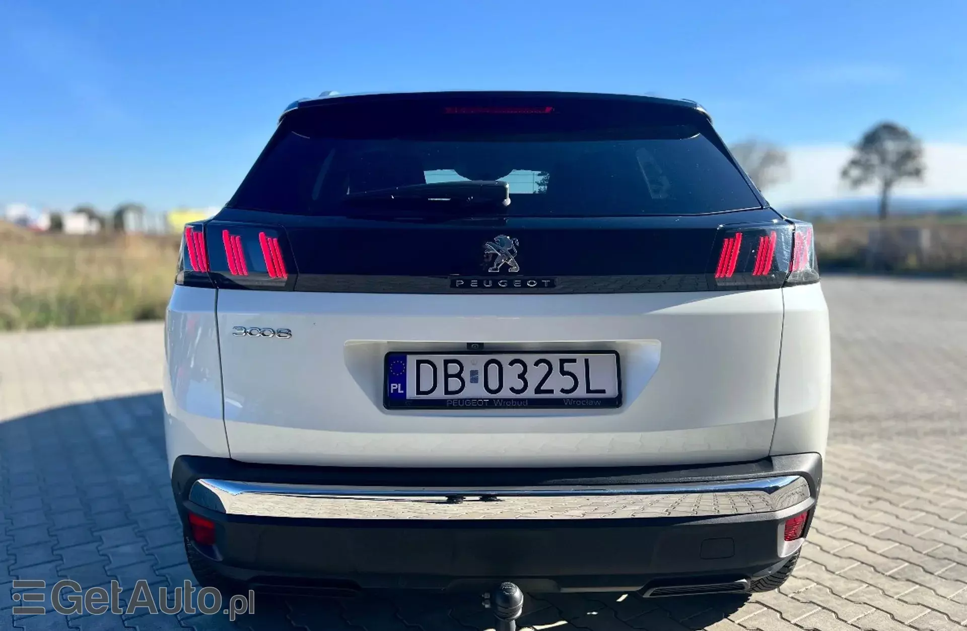 PEUGEOT 3008 