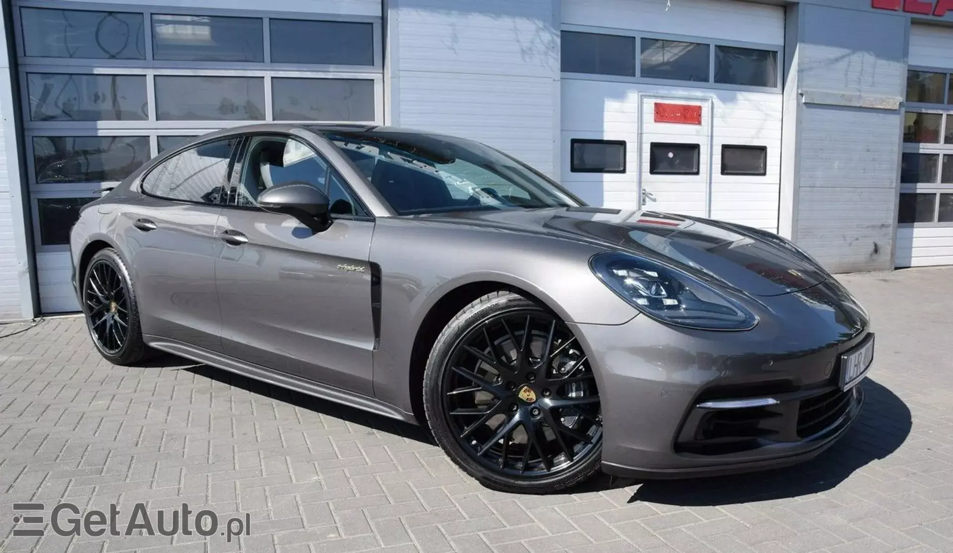 PORSCHE Panamera  4 E-Hybrid