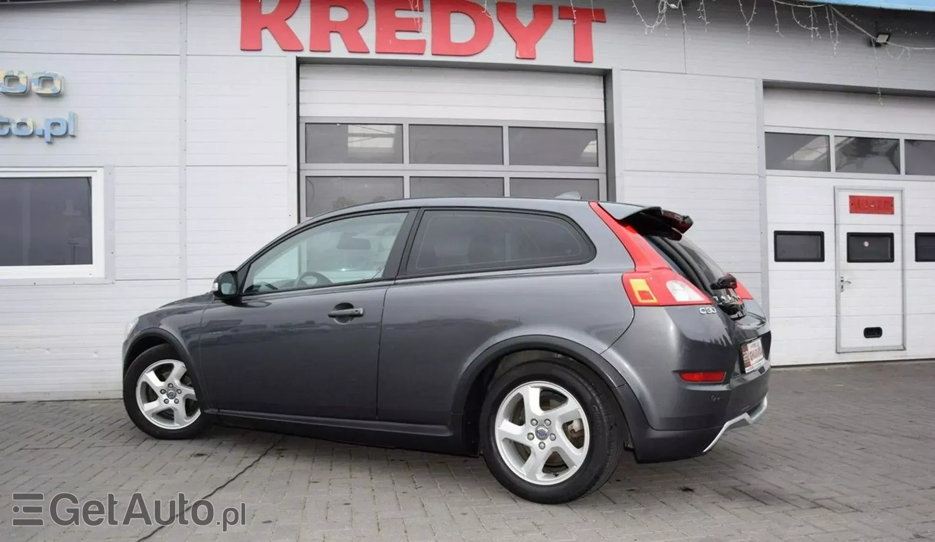 VOLVO C30 