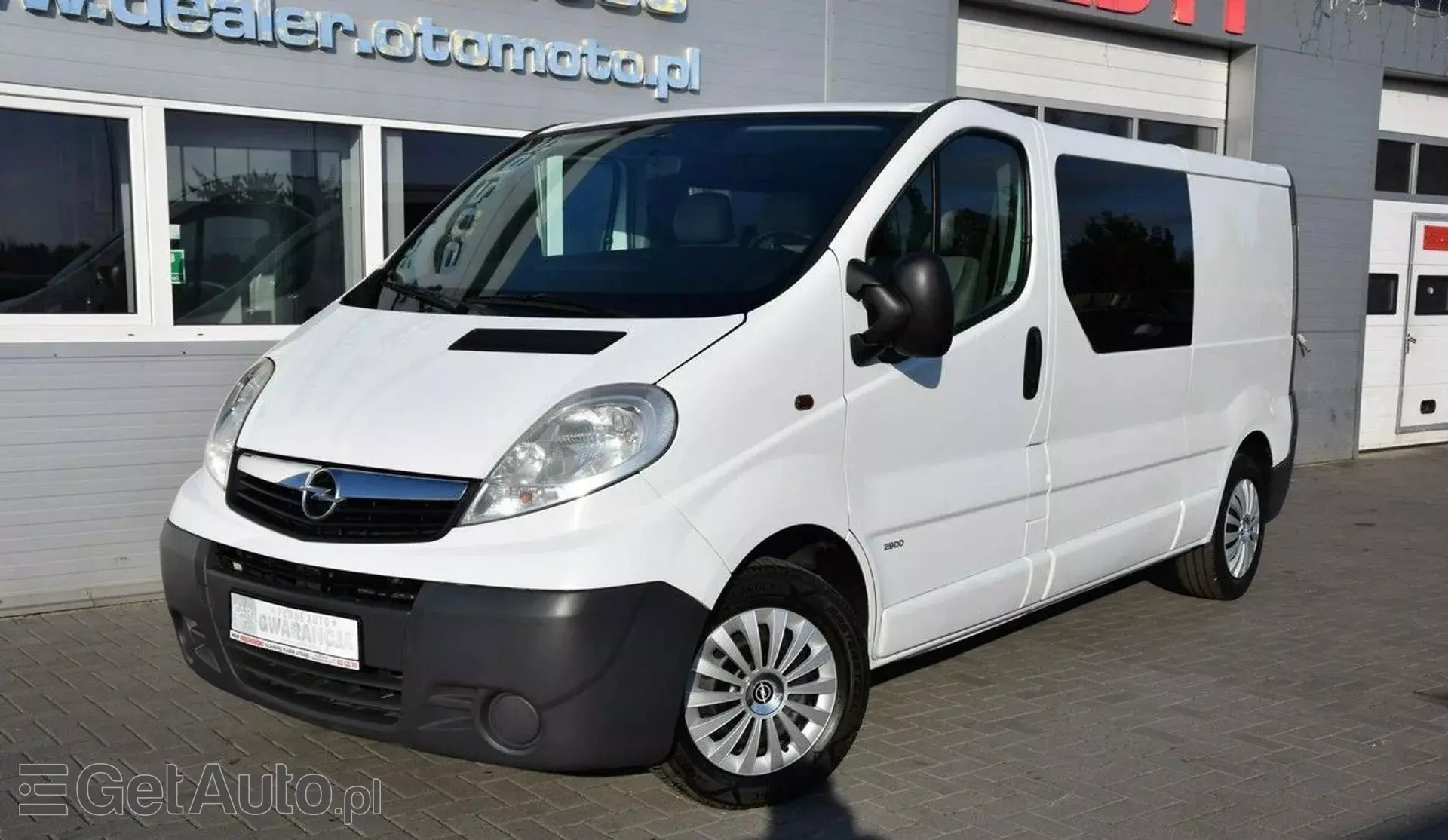 OPEL Vivaro 