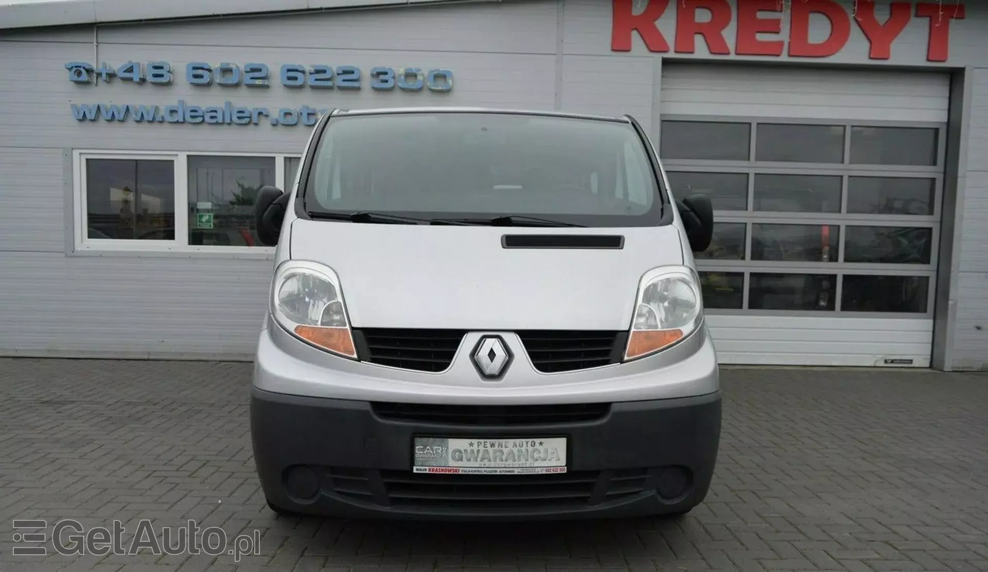 RENAULT Trafic 