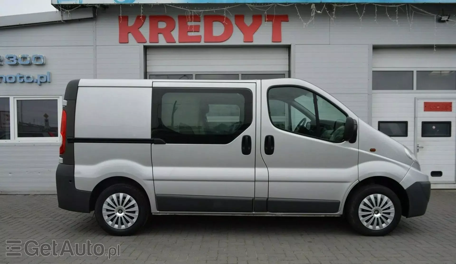 RENAULT Trafic 