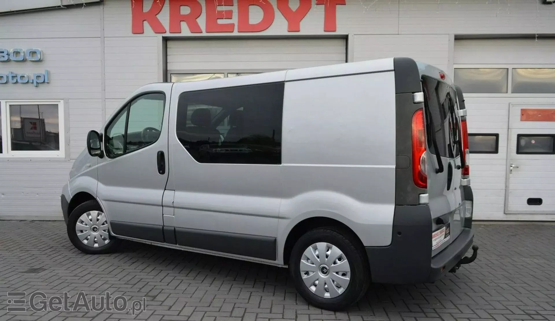 RENAULT Trafic 