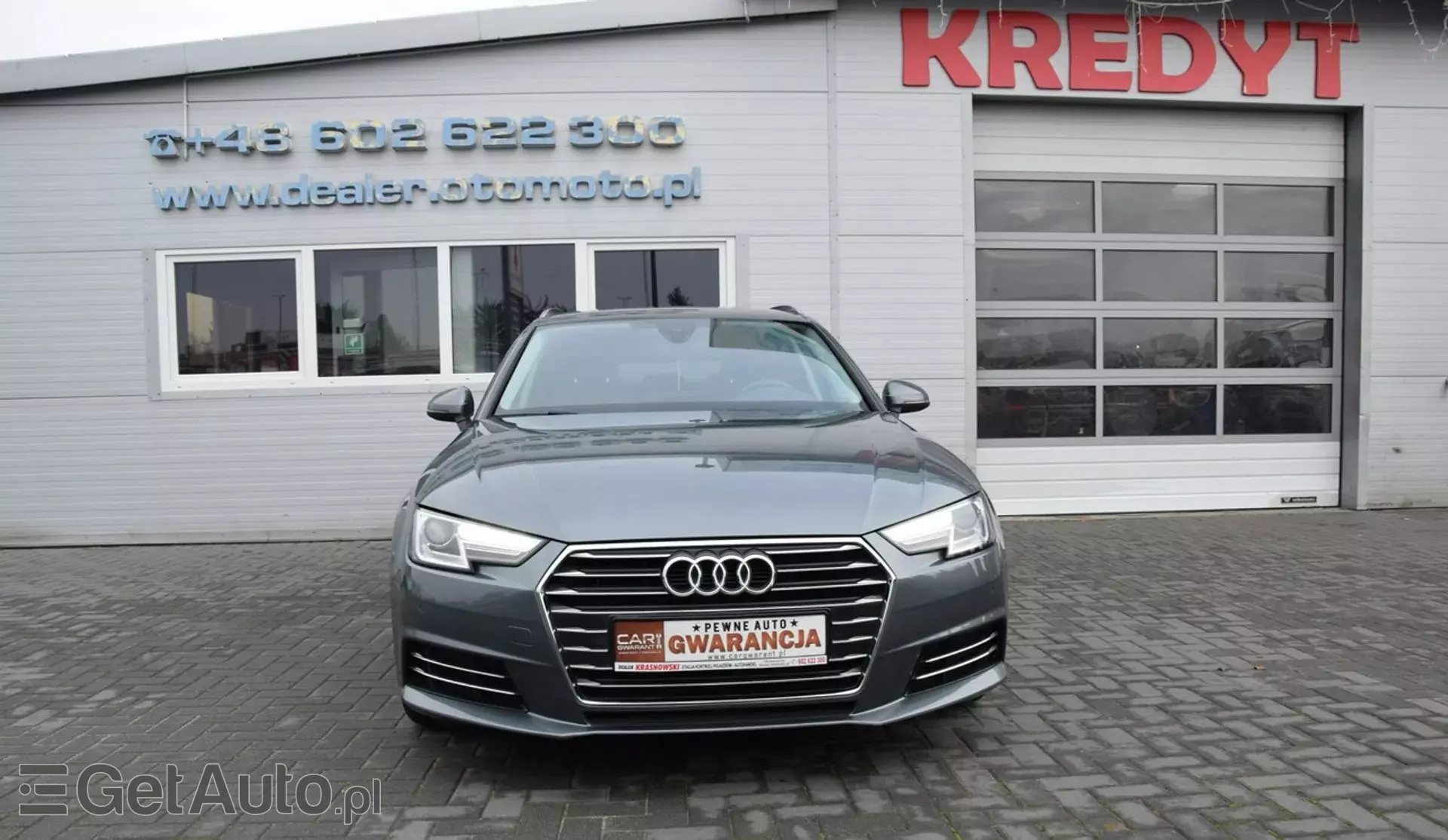 AUDI A4 Advanced S tronic