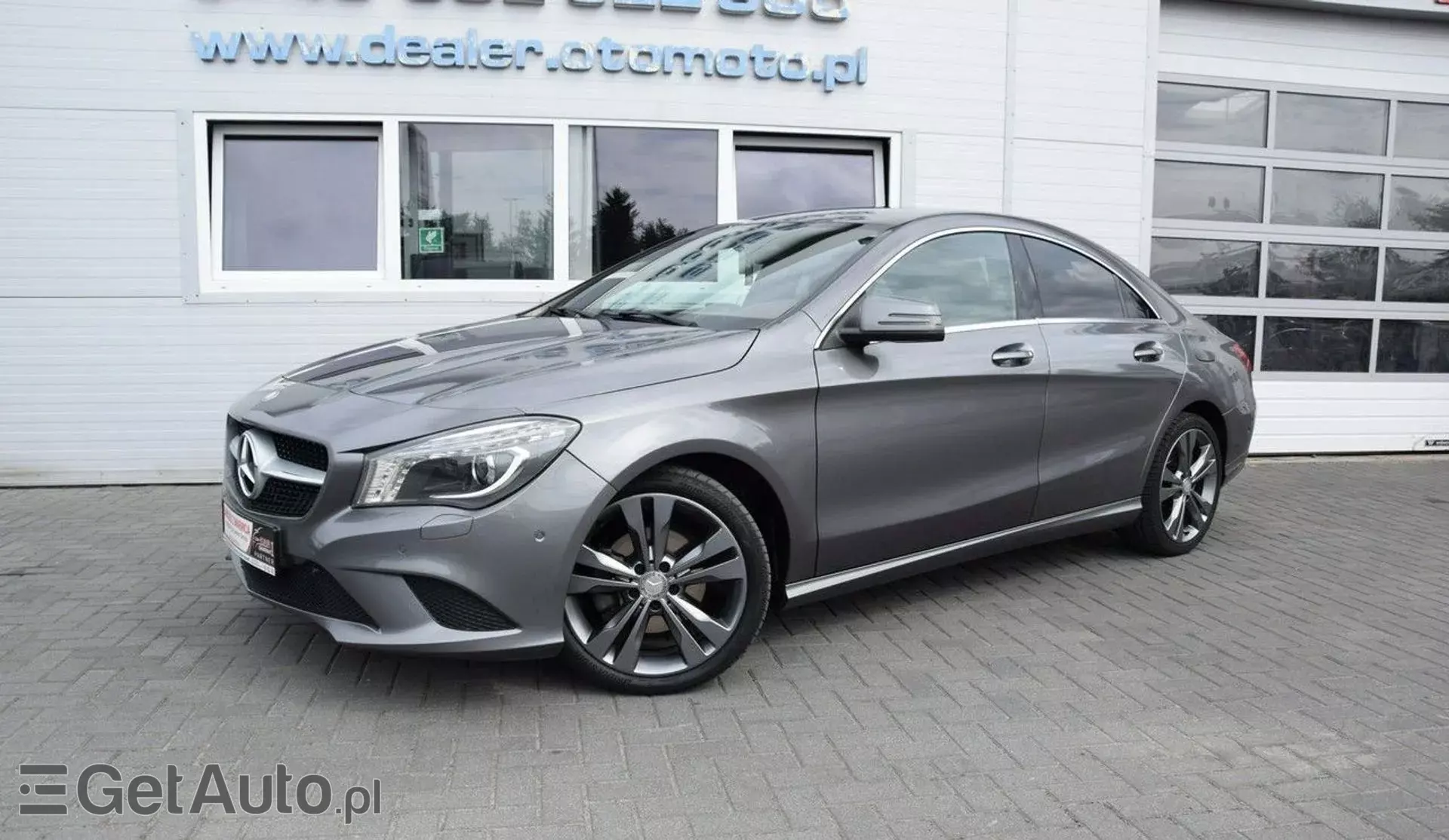 MERCEDES-BENZ CLA 