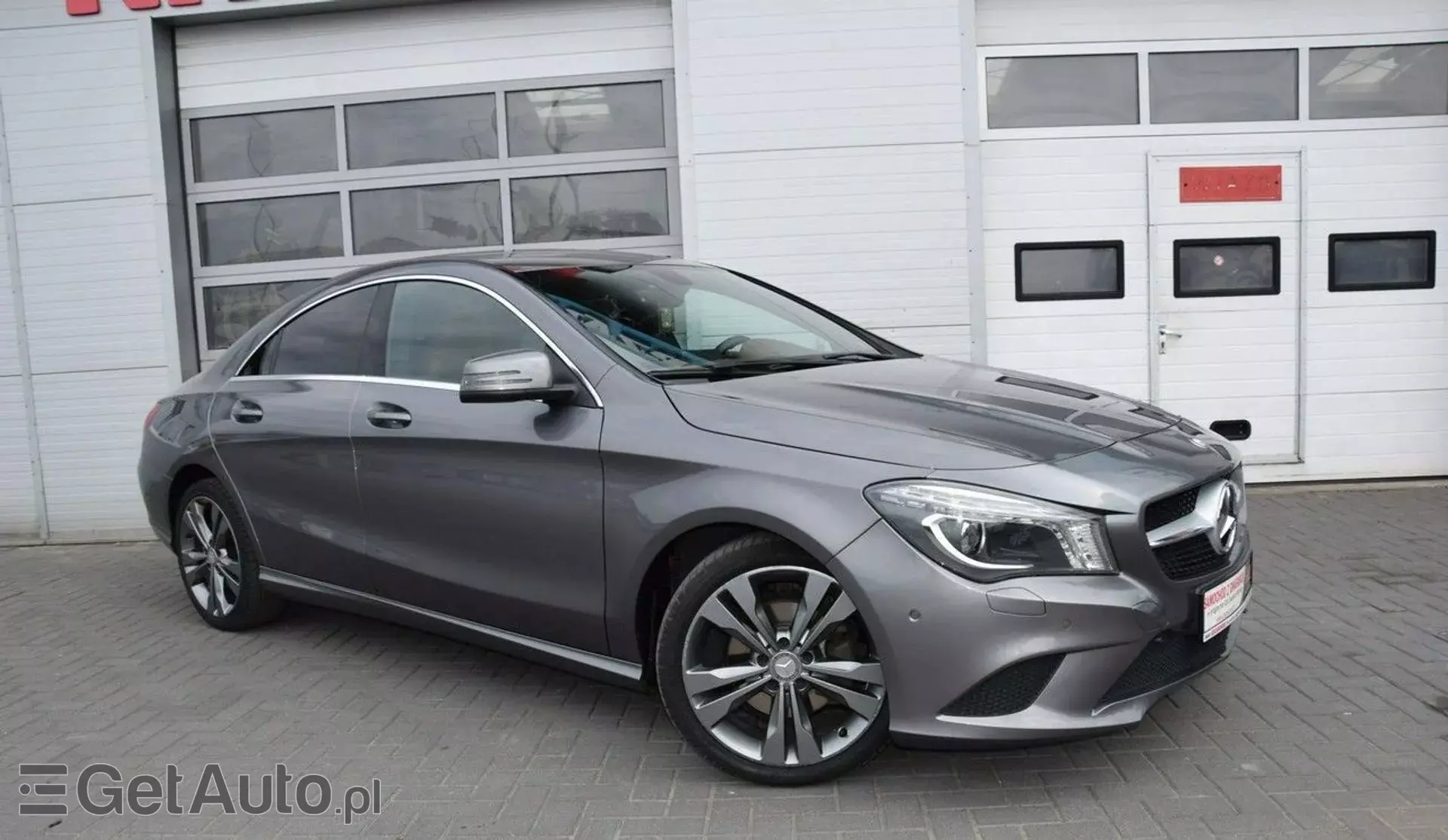 MERCEDES-BENZ CLA 