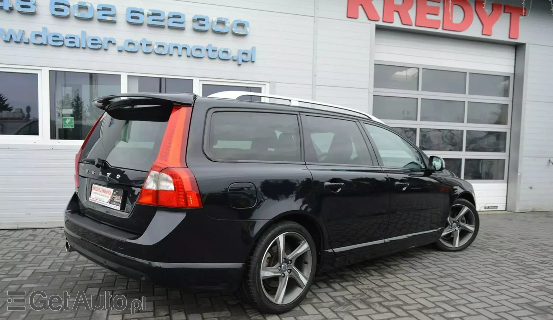 VOLVO V70 