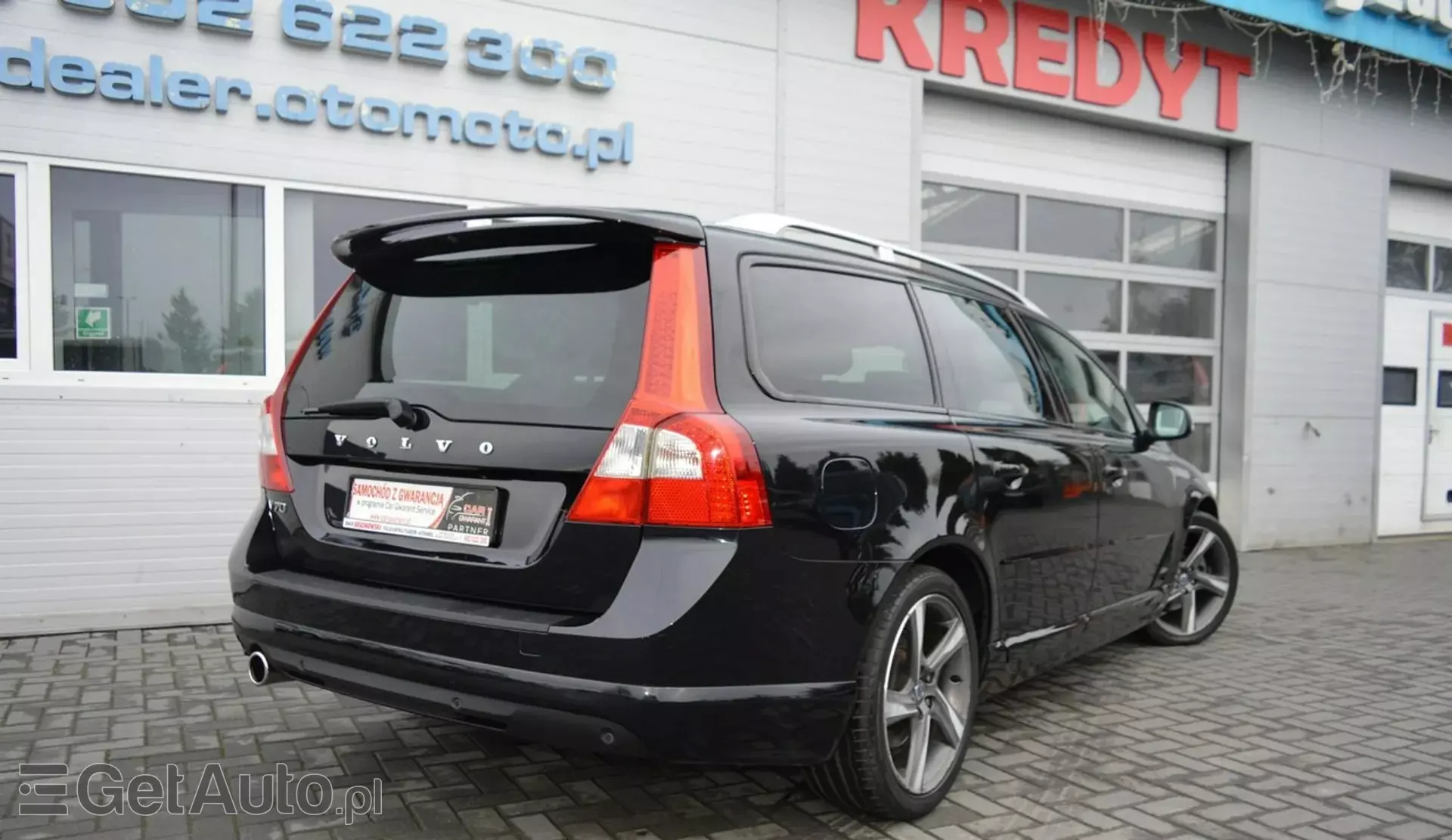 VOLVO V70 