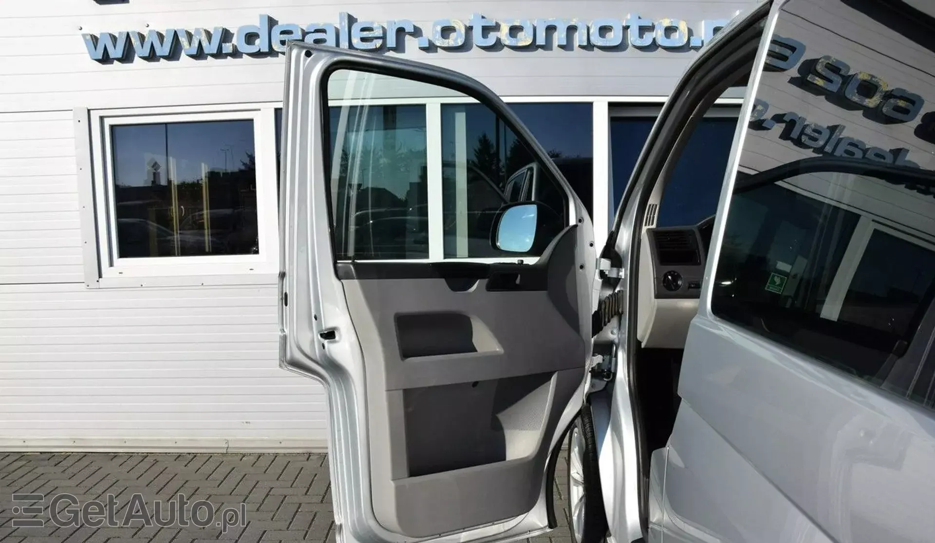 VOLKSWAGEN Transporter T6 