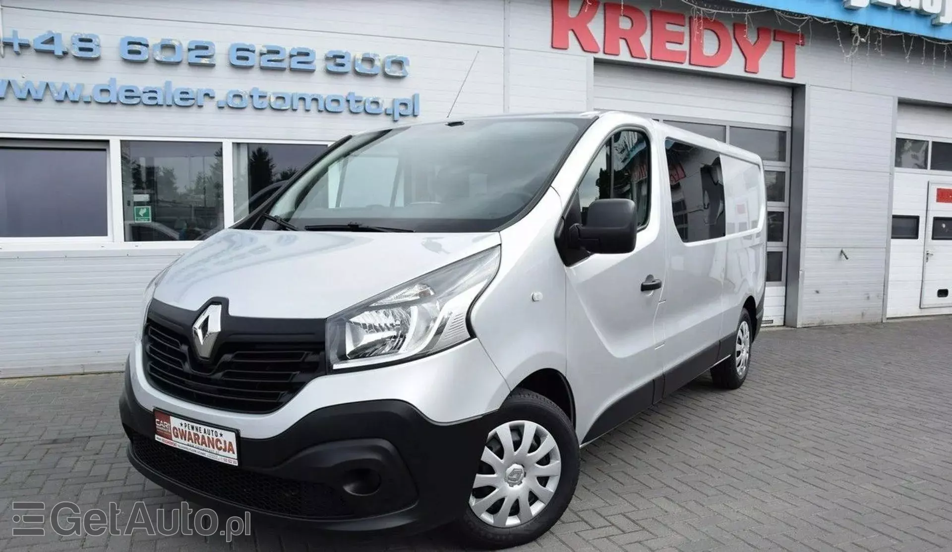 RENAULT Trafic 