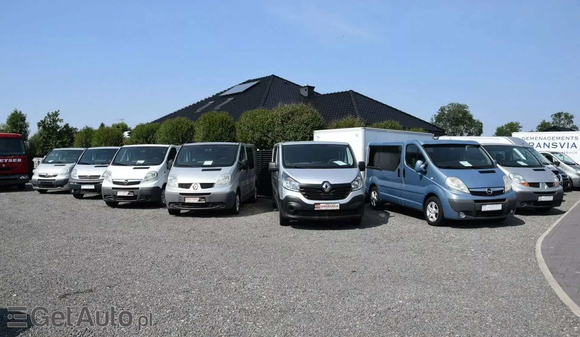 RENAULT Trafic 