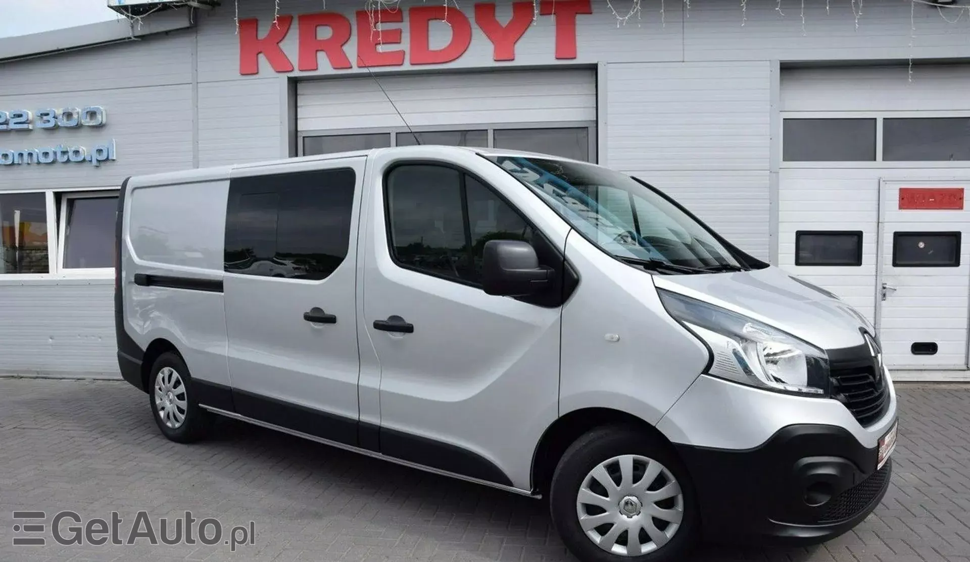 RENAULT Trafic 