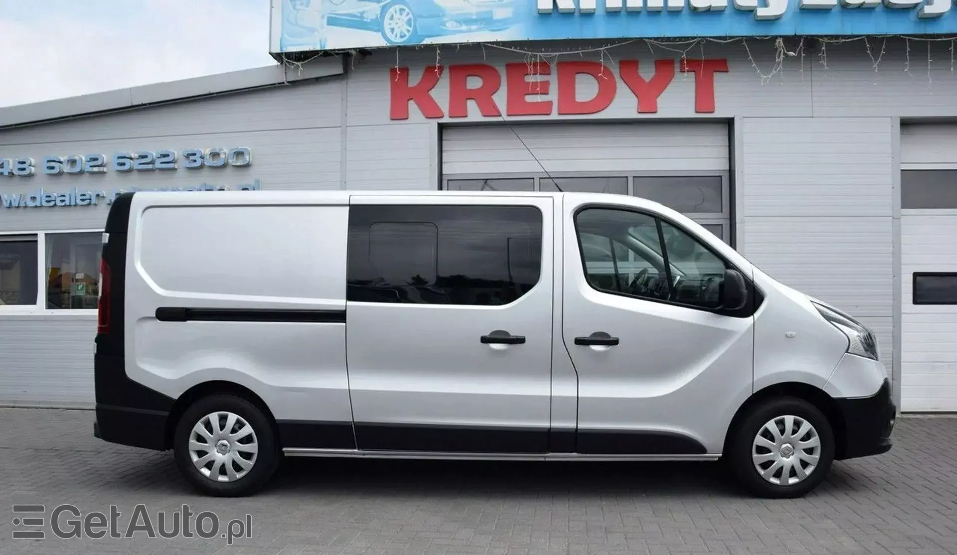 RENAULT Trafic 