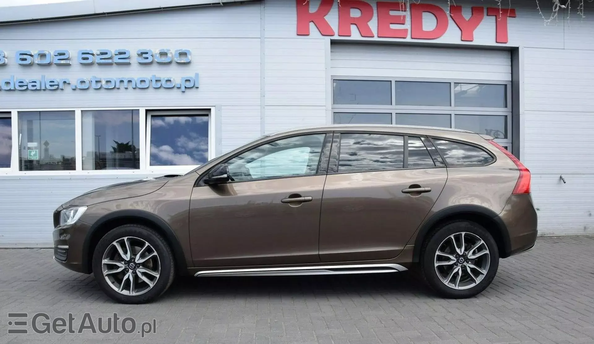 VOLVO V60 Summum