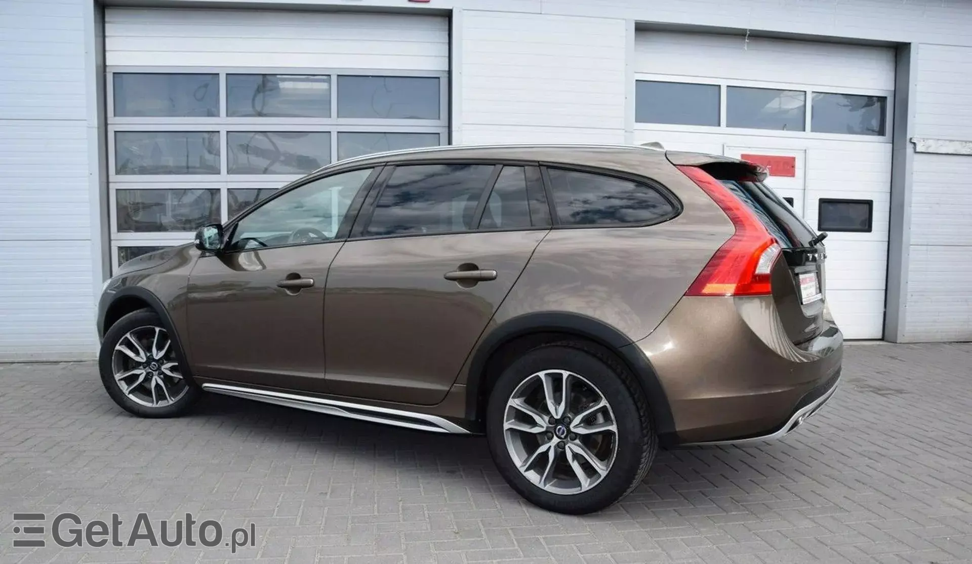 VOLVO V60 Summum