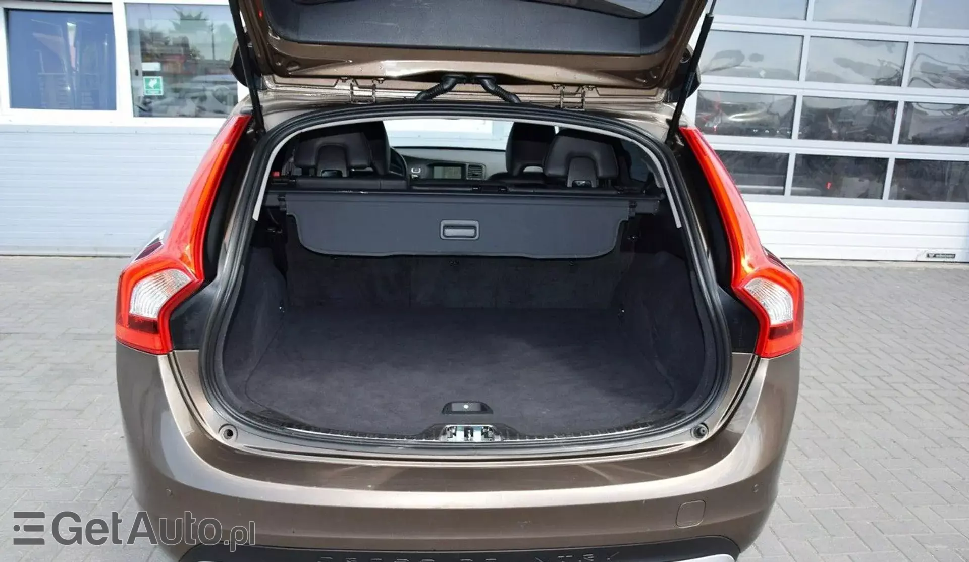 VOLVO V60 Summum