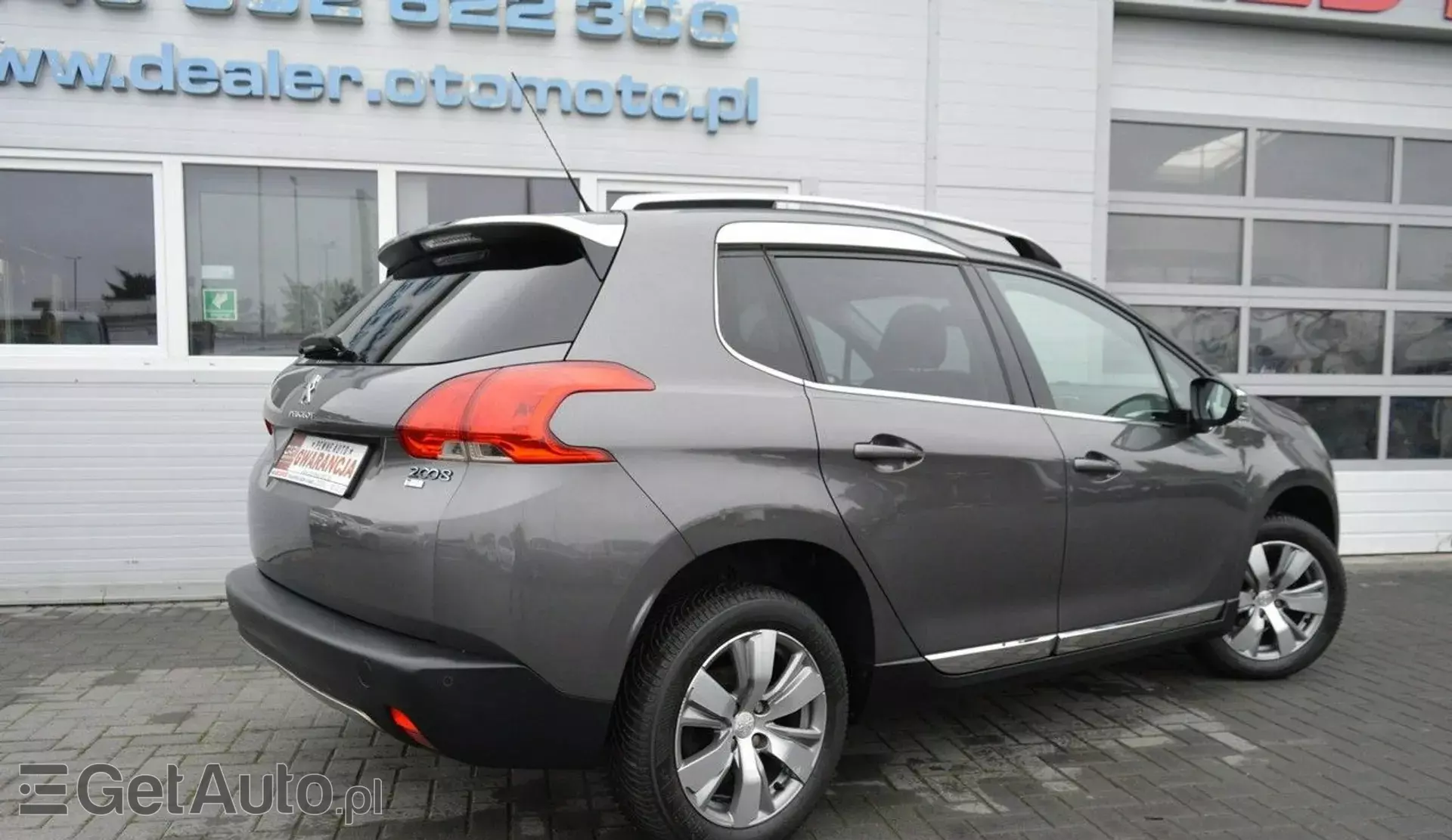 PEUGEOT 2008 