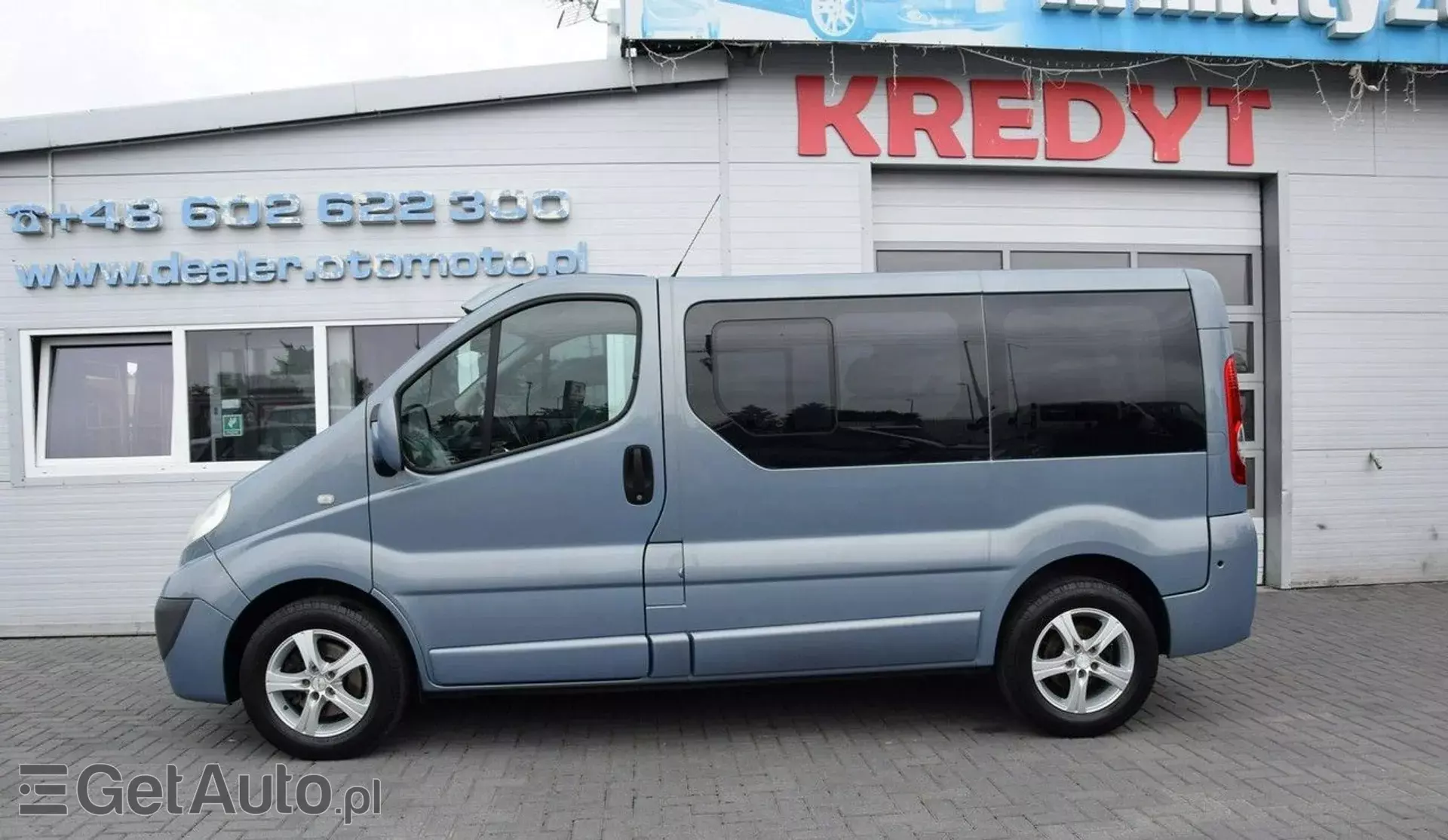 OPEL Vivaro 