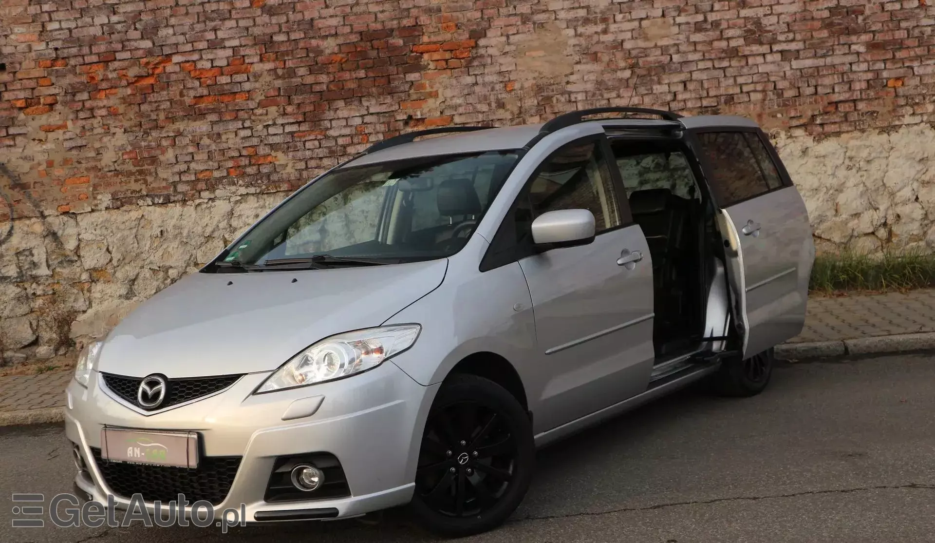 MAZDA 5 