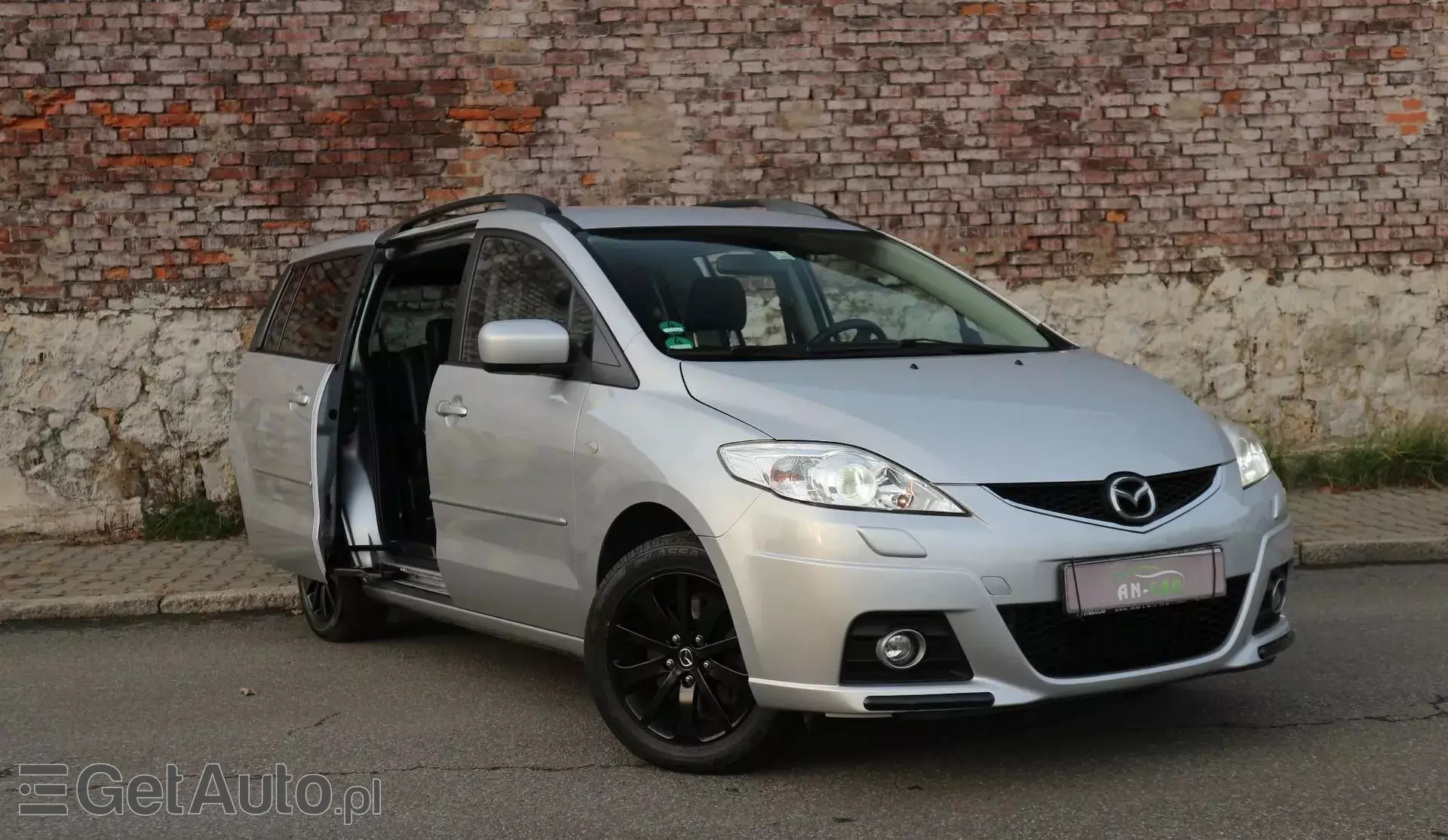 MAZDA 5 