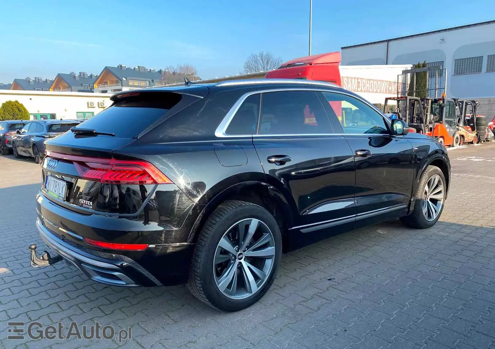 AUDI Q8 