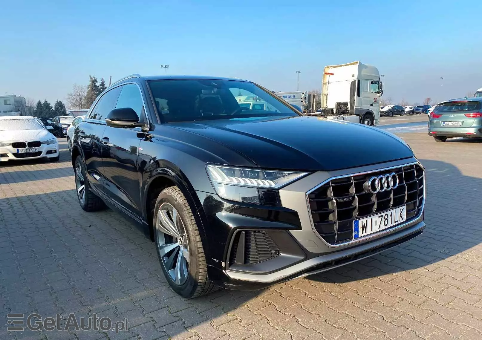 AUDI Q8 