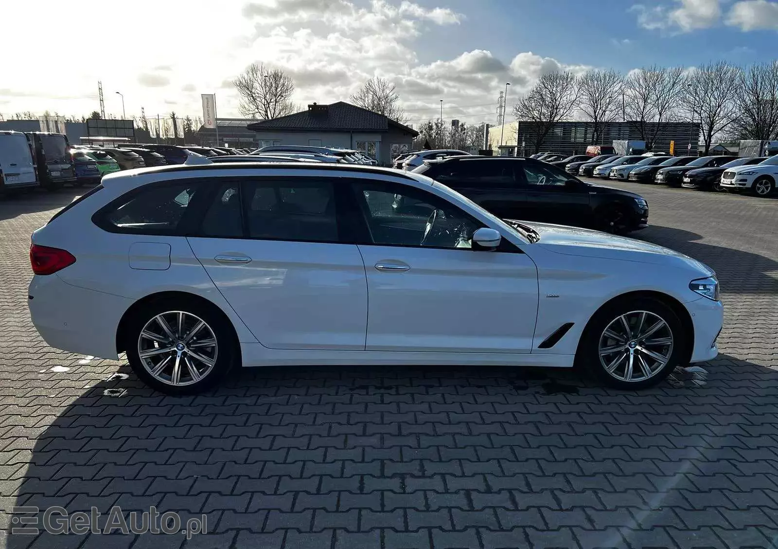 BMW Seria 5  525d Touring Sport Line