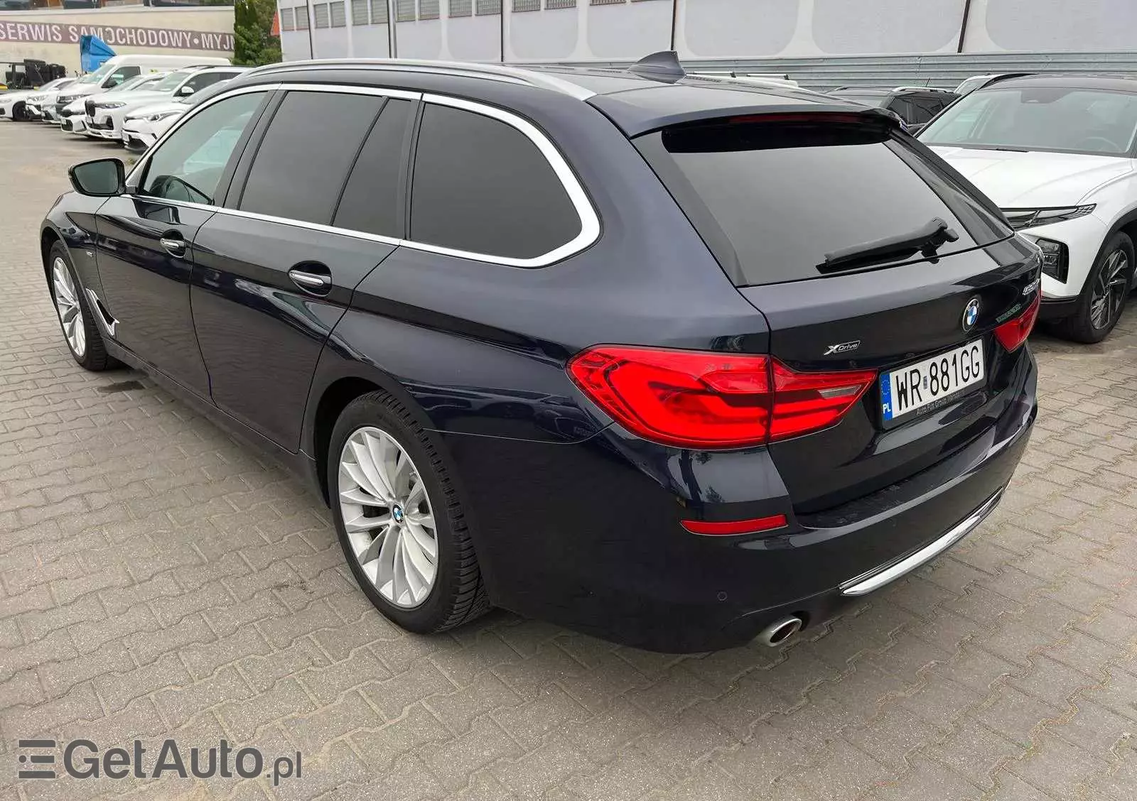 BMW Seria 5  520d xDrive Luxury Line