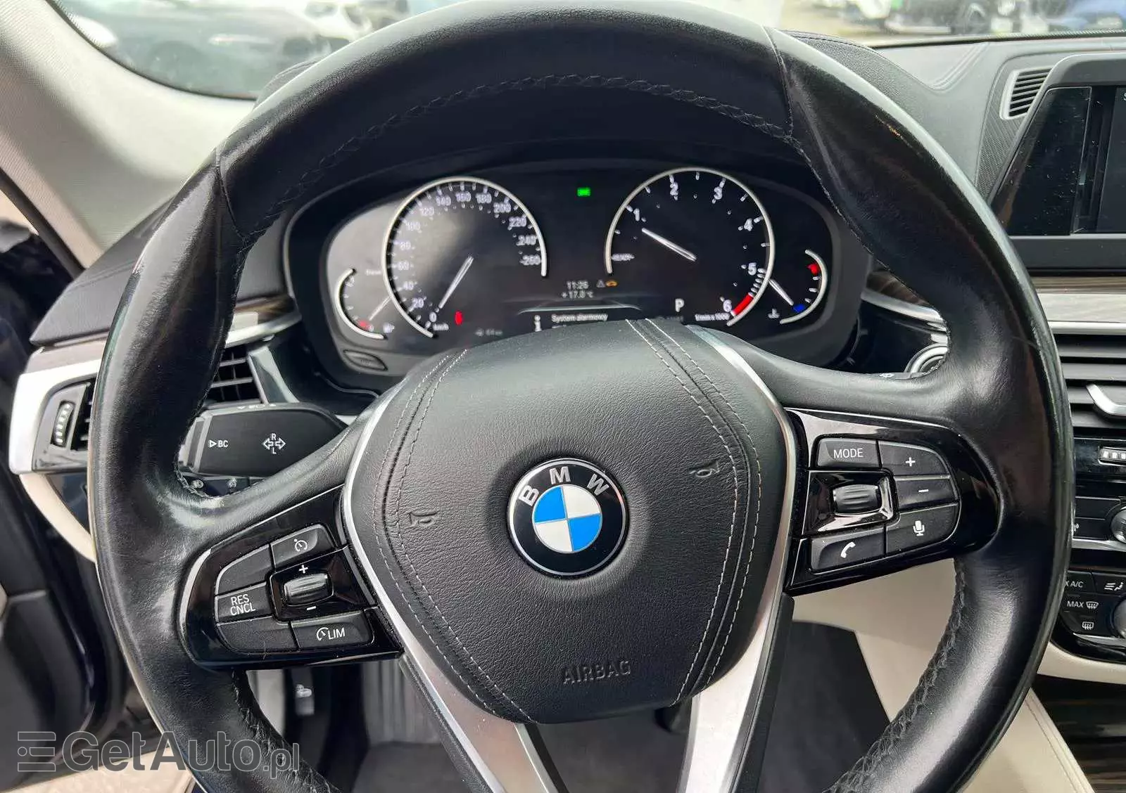 BMW Seria 5  520d xDrive Luxury Line