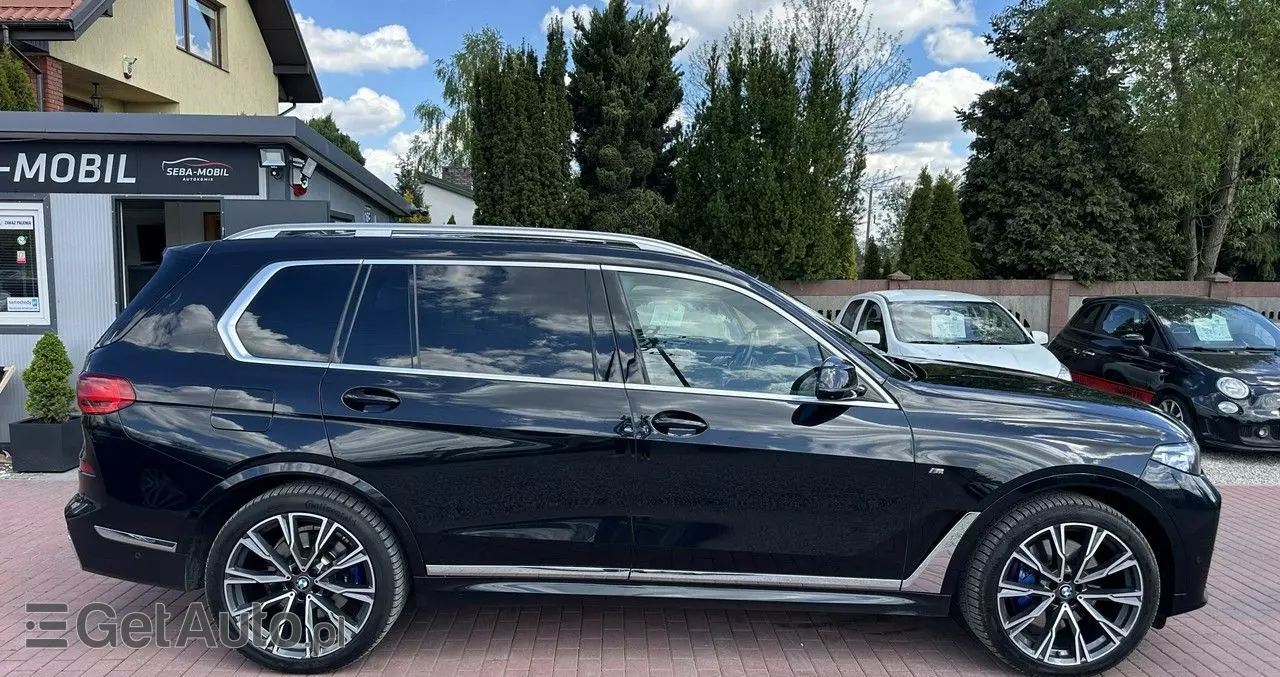 BMW X7 