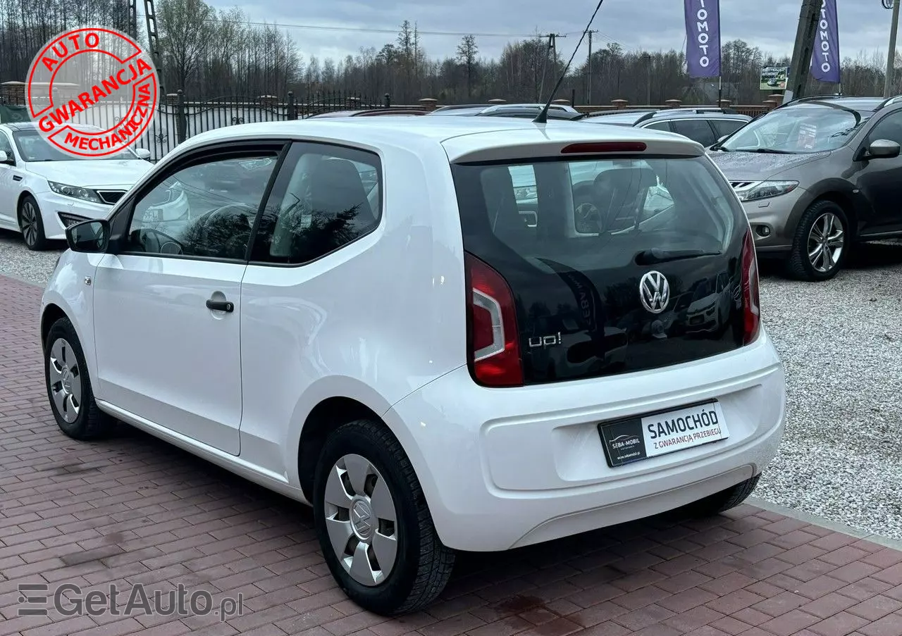 VOLKSWAGEN Up! 