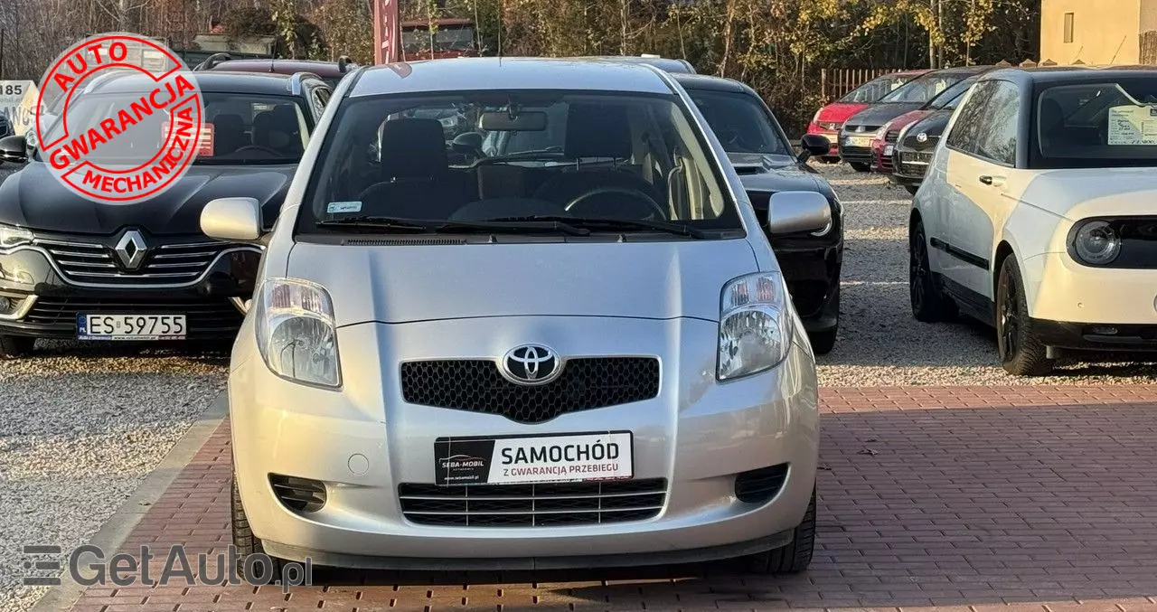 TOYOTA Yaris 