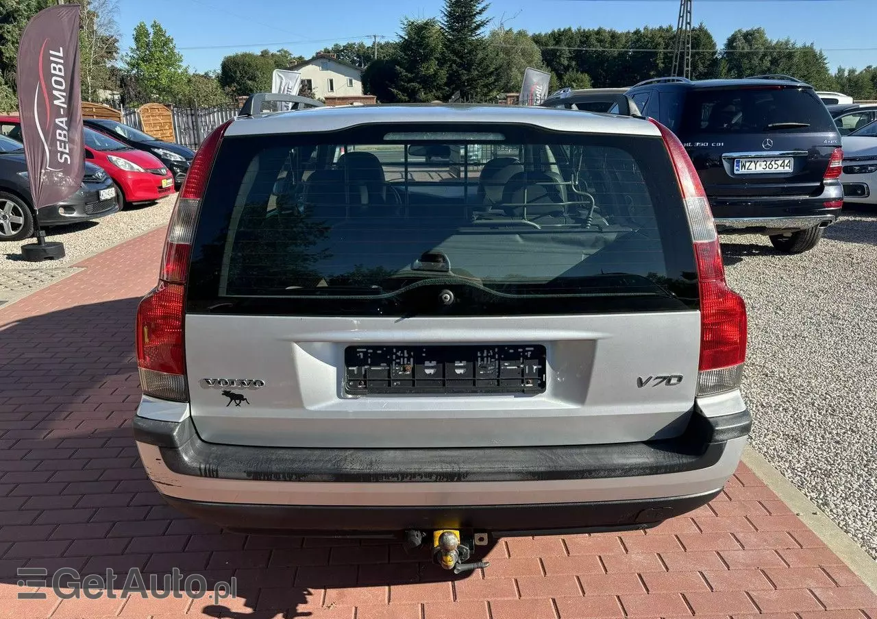 VOLVO V70 