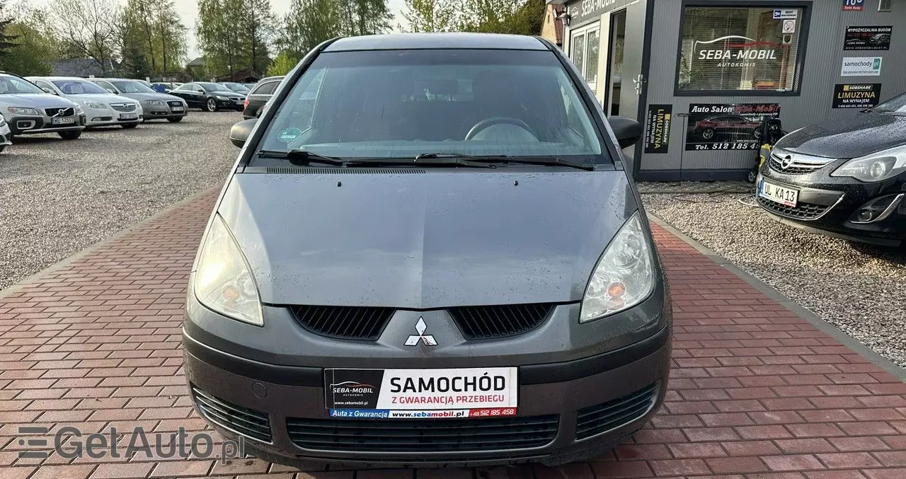 MITSUBISHI Colt 