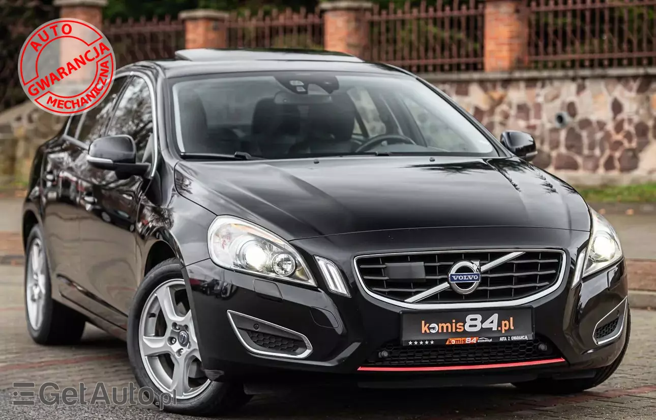 VOLVO S60  D5 AWD Geartronic Momentum