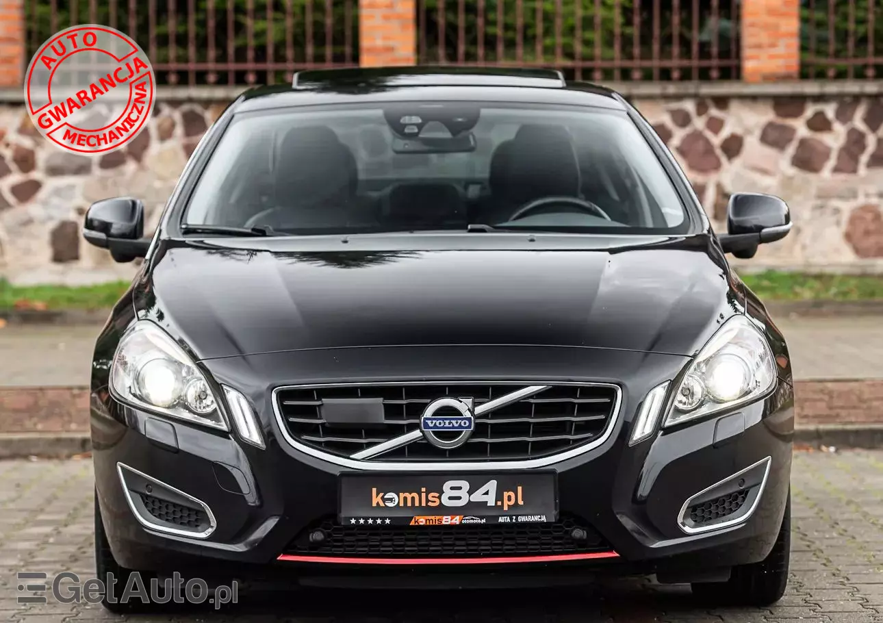 VOLVO S60  D5 AWD Geartronic Momentum